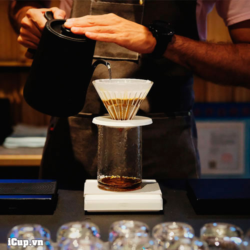 Cân điện tử Timemore Basic phù hợp để pha cà phê Pour Over