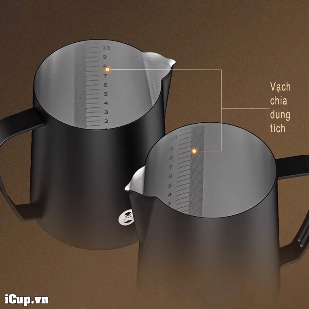 Vạch chia dung tích đảm bảo barista theo dõi lượng bọt bữa ở nhiều góc độ khác nhau